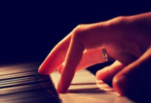 爱游戏体育：吃饭睡觉打巴萨，瑟洛特连续六场对阵巴萨进球.